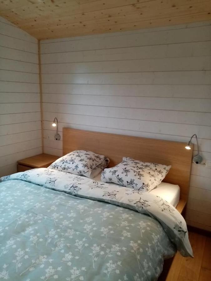 La Roulotte Julyana Villa Vielsalm Eksteriør billede